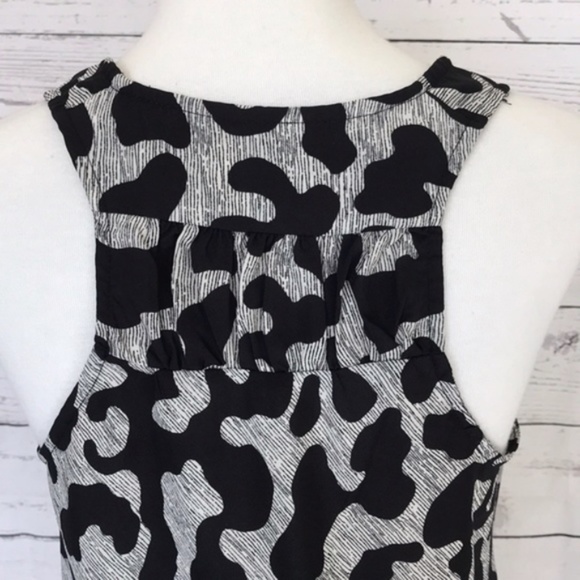 MOSSIMO SUPPLY CO Sheath V-neck Sleeveless Animal Print Top Size XS - Picture 7 of 10